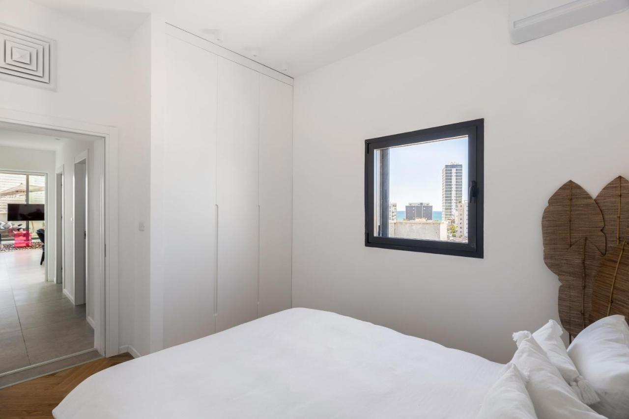 Blue Sky Penthouse By Five Stay Tel Aviv Exterior foto